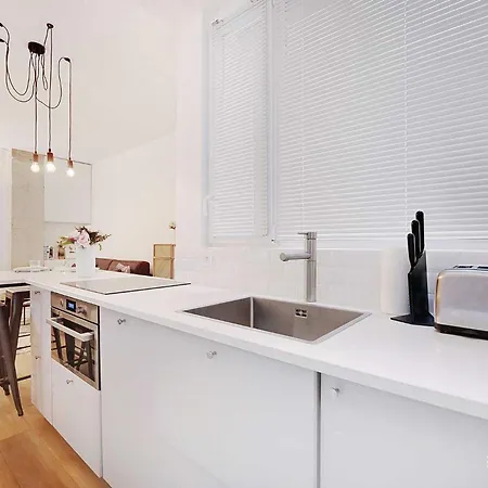 Modern - 2br-6p-oberkampf Paříž